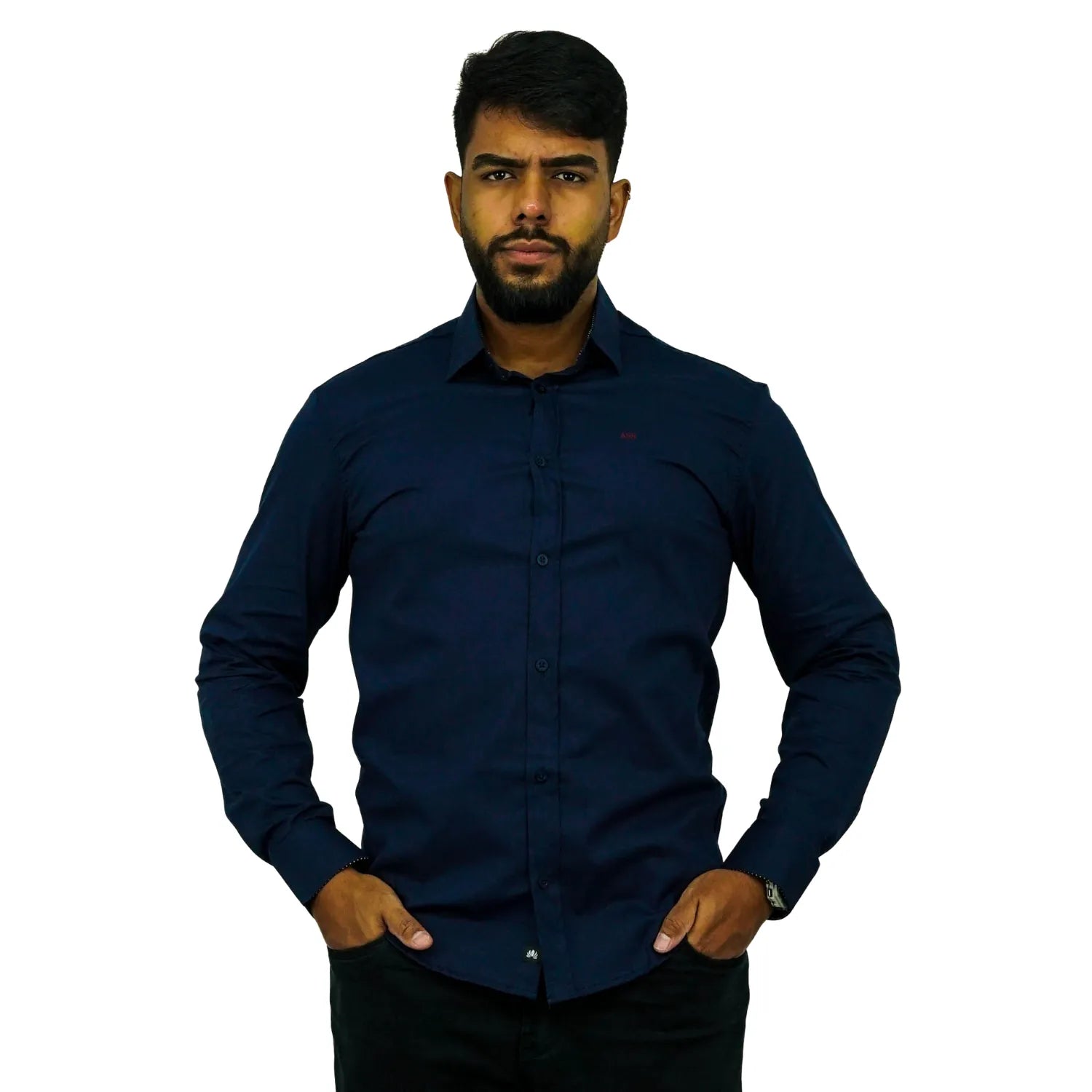 Foto de camisa social de algodão com elastano, manga longa, na cor marinho da marca Absinto Men.