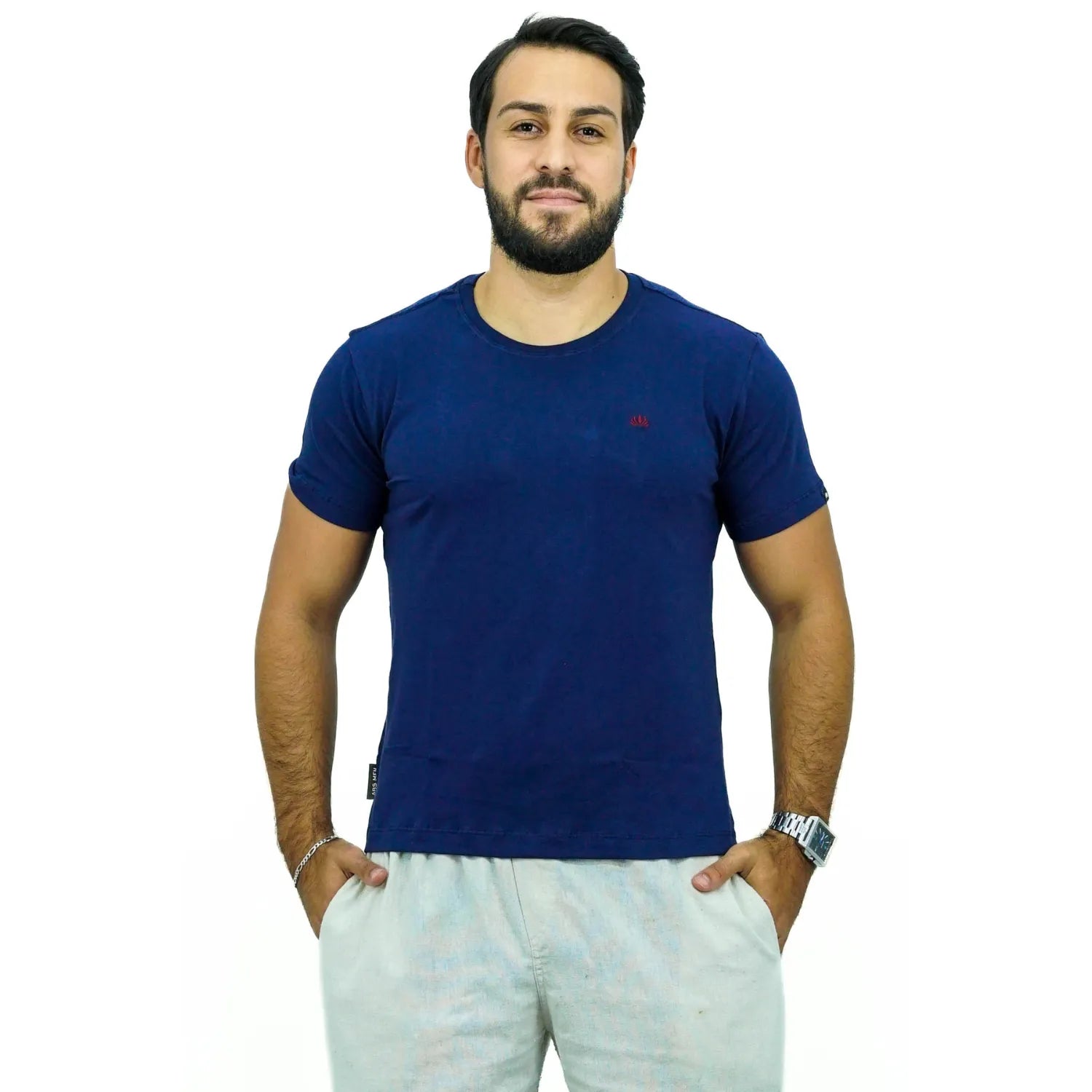 Camiseta lisa de algodão e elastano com logo bordada da Absinto Men na cor marinho.