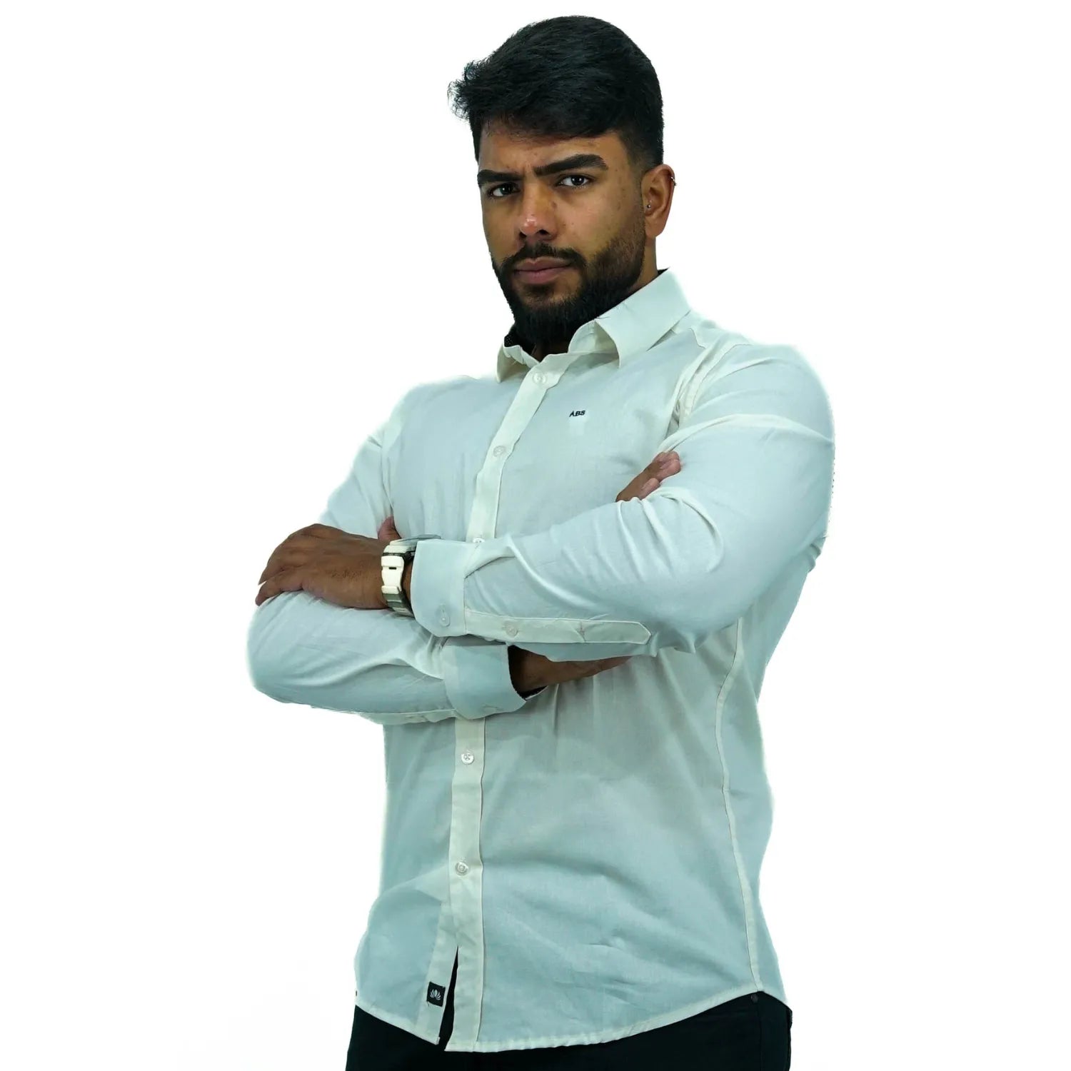 Foto de camisa social de algodão com elastano, manga longa, na cor off da marca Absinto Men.